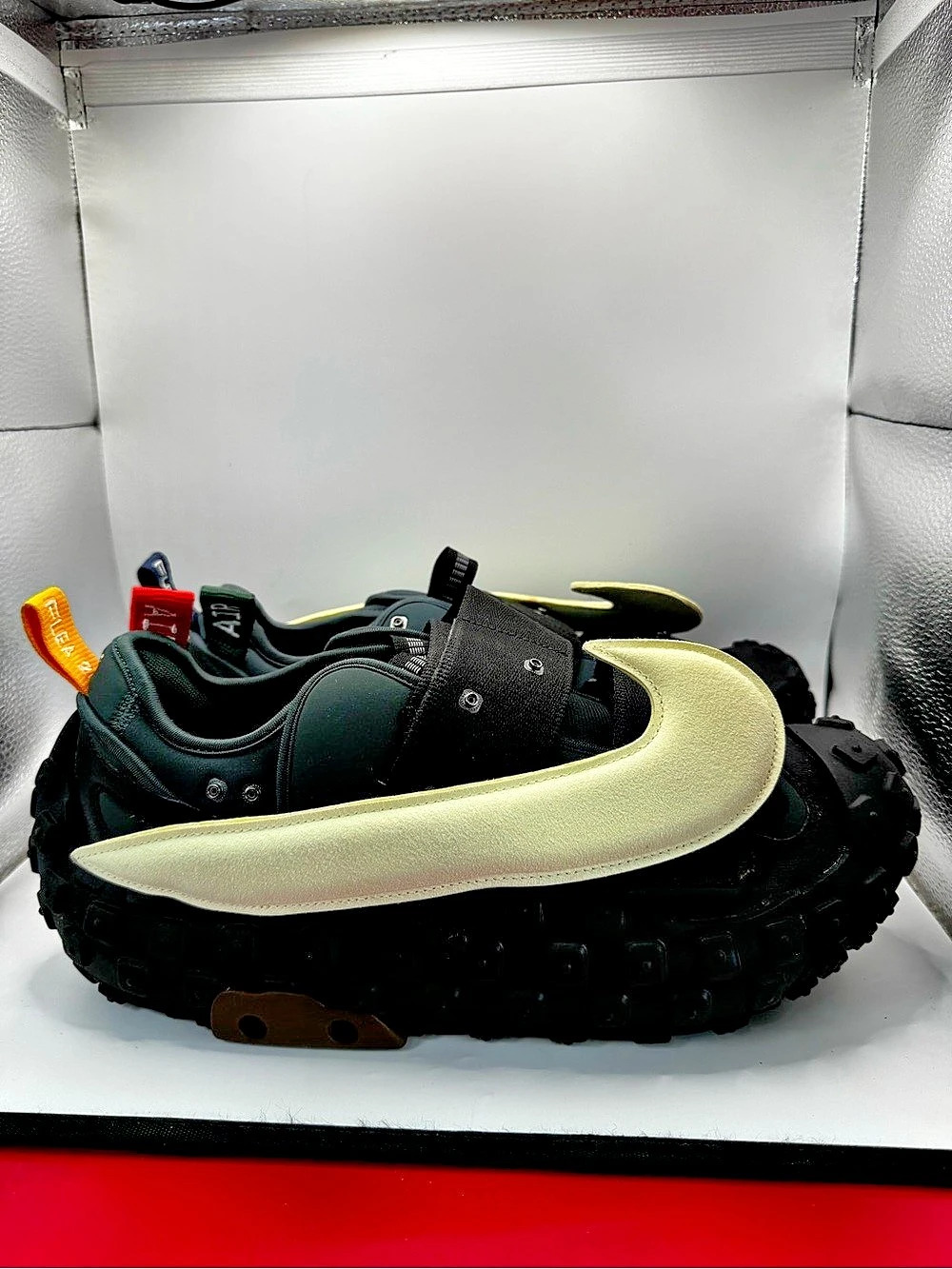 Nike Air More Uptempo Low x Futura Black & Yellow US 11 NWT